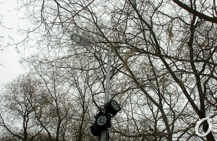 Сквер на 7-й станции Фонтана17