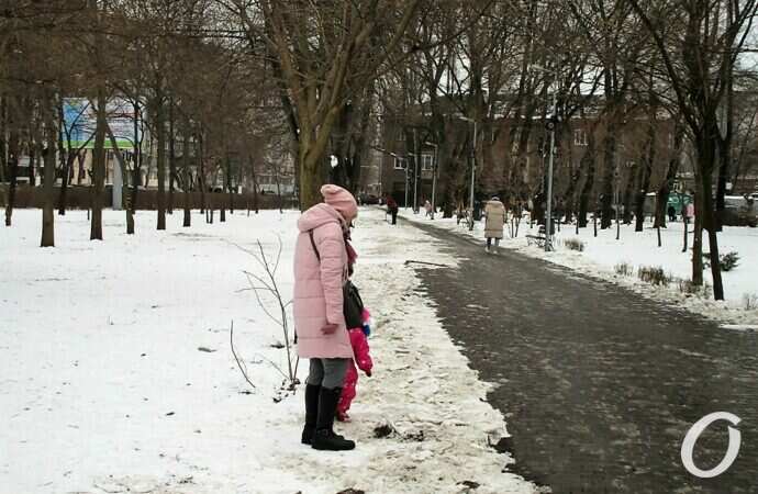 Сквер на 7-й станции Фонтана5