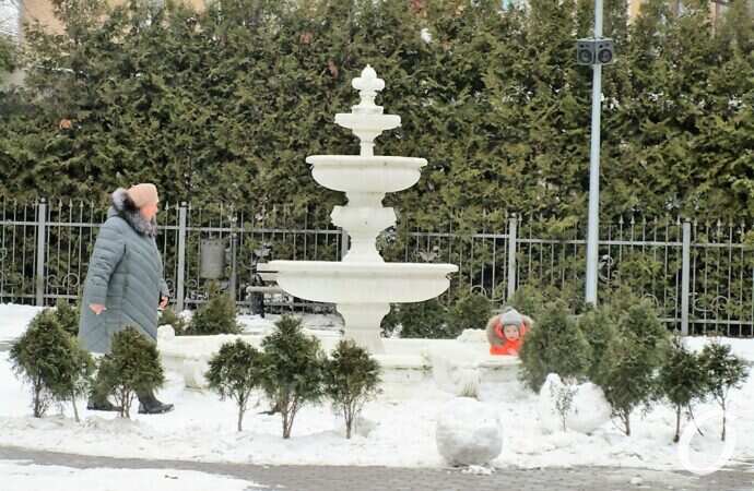 Сквер на 7-й станции Фонтана6