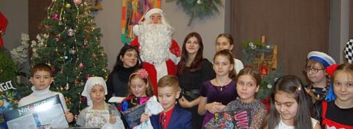 Всемирный клуб одесситов отпраздновал 210-летний юбилей Рождественской елки (фото)