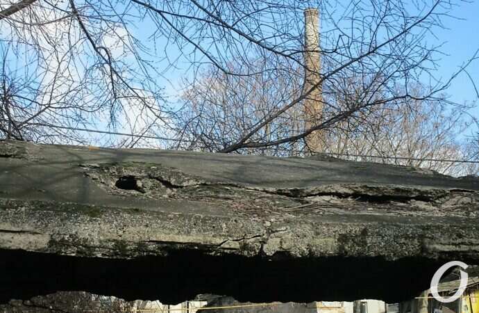 Остановка-гриб на Чернышевского2