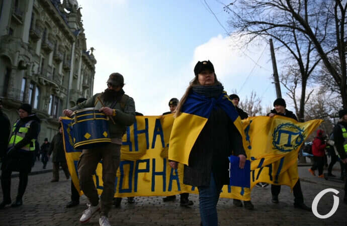 Марш патріотів, ліки від «корони» та нова «прописка» на Привозі: головні новини Одеси за 16 лютого