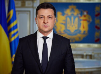 Праздник вместо войны: Президент Украины обратился к народу