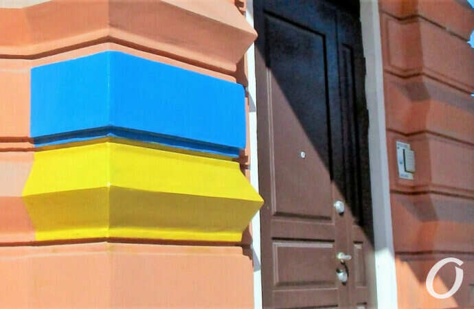 Військовий стан в Одесі, день сімнадцятий: магазинчики «поряд з домом» та новітні «картинки»