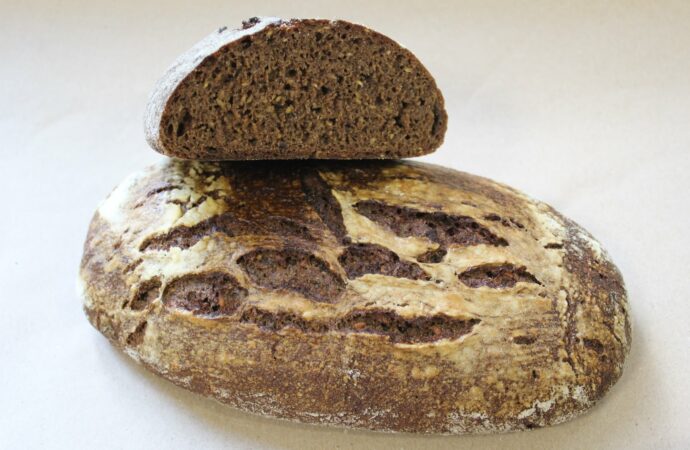 В Украине стали выпекать Чернобаевский хлеб: его рецепт родился благодаря ВСУ