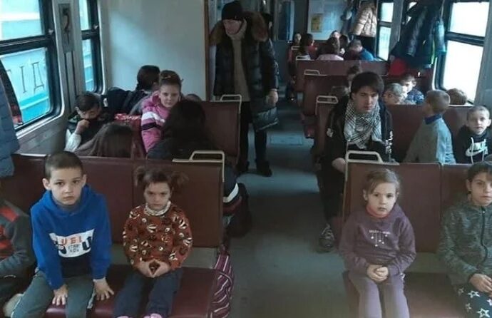 Из Одесской области эвакуировали 713 детей-сирот