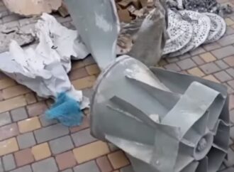 Одесские спасатели обезвредили неразорвавшиеся бомбы российских агрессоров