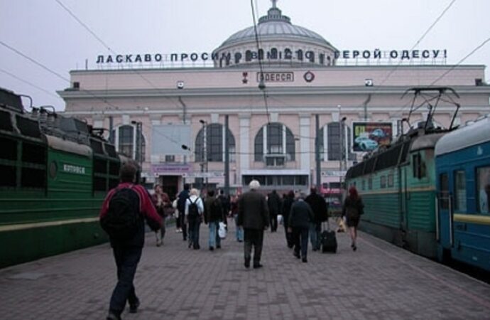 Расписание эвакуационных и обычных поездов в Одессе 19 марта