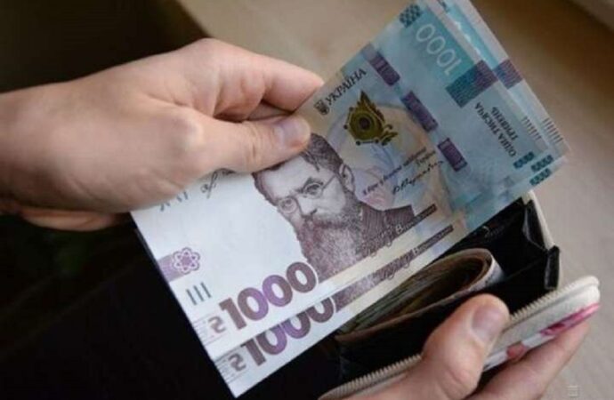 Бюджетные миллионы: сколько получают чиновники Одесского облсовета?