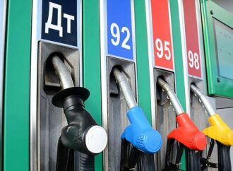 Бензин в Украине будет дорожать: с 1 июля возвращают налоги на топливо