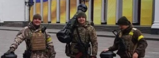 Британский министр поддержал Украину – показал фото с военными из Одессы