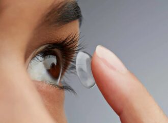 Як правильно вибрати контактні лінзи?