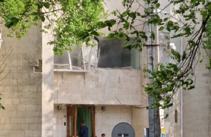 Провокация в Приднестровье: кто и зачем обстрелял здание тамошнего МГБ
