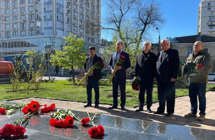 36 лет со дня Чернобыльской трагедии: в Одессе почтили память ликвидаторов аварии (фото)
