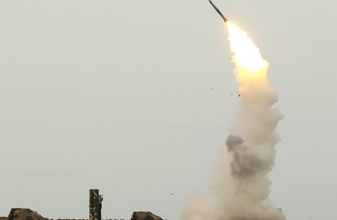Одесситы слышали ракету, но тревоги не было: что произошло