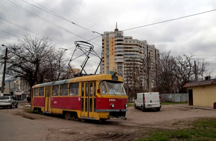 Почему в Одессе временно не ходит трамвай №13?