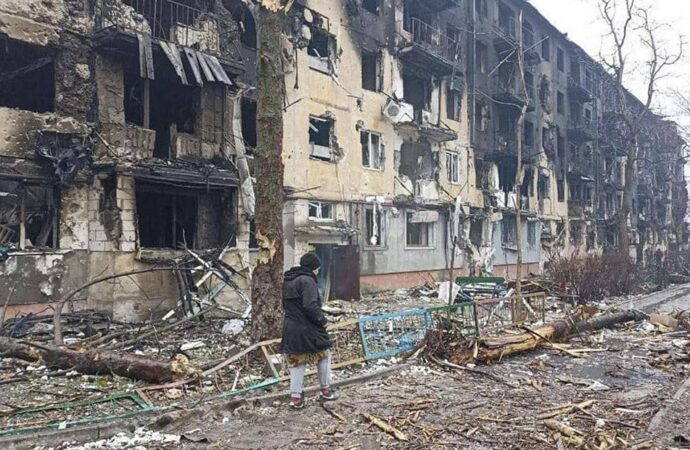 Война в Украине, день 52-й: враг обстеливает Харьков и готовится к наступлению на Донбассе