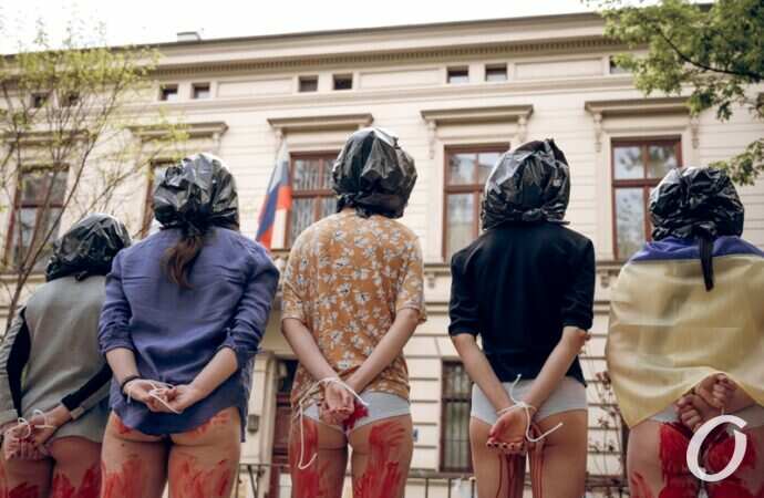 Акция у посольства рф в Кракове10