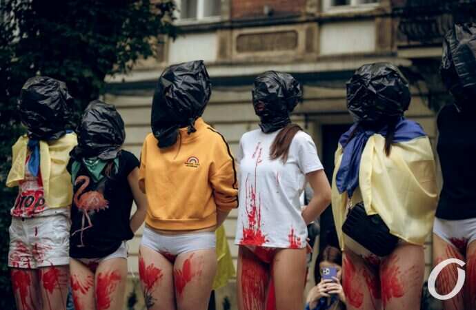 Акция у посольства рф в Кракове15