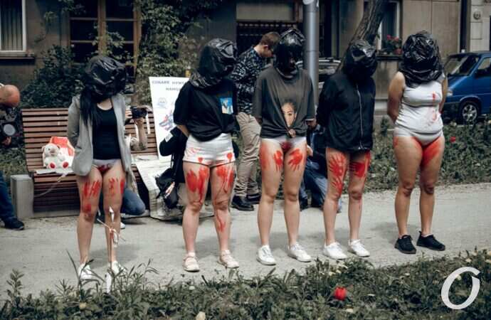 Акция у посольства рф в Кракове3