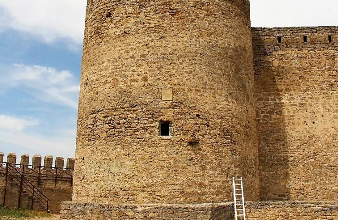 закладная плита крепость