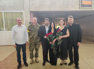 Артисты Одесской оперы поддерживают ВСУ: дают концерты в воинских частях  