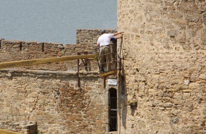 закладная плита крепость