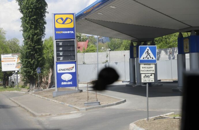 дефицит топлива на заправках