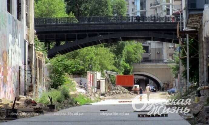 Деволановский спуск, июнь 2022 года, мосты