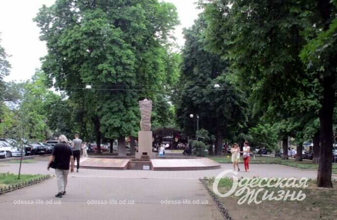 Александровский проспект, лето 2022-10