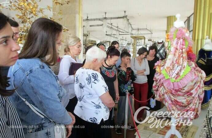 Музкомедия, экскурсия2