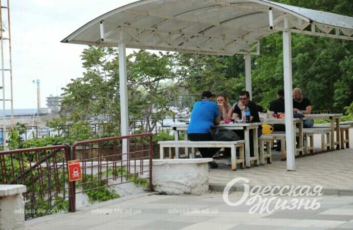 кафе на пляже