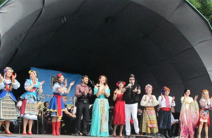 артисты Музкомедии