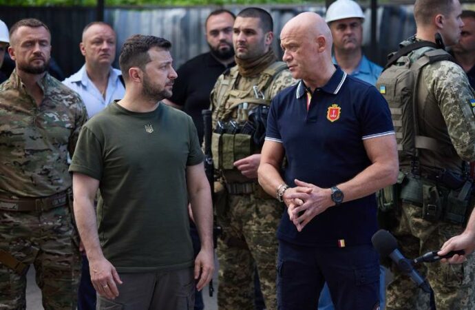 Зеленский посетил Тирас