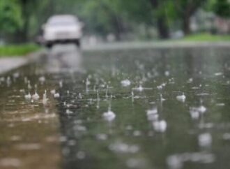 В Одессе выпал «грязный дождь»: опасно ли это (фото)