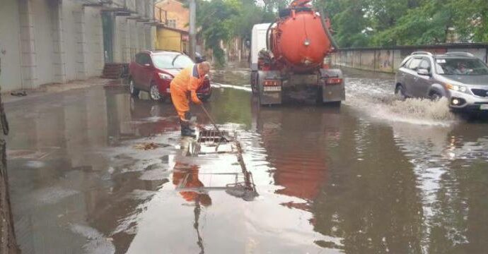 Последствия ливня в Одессе3