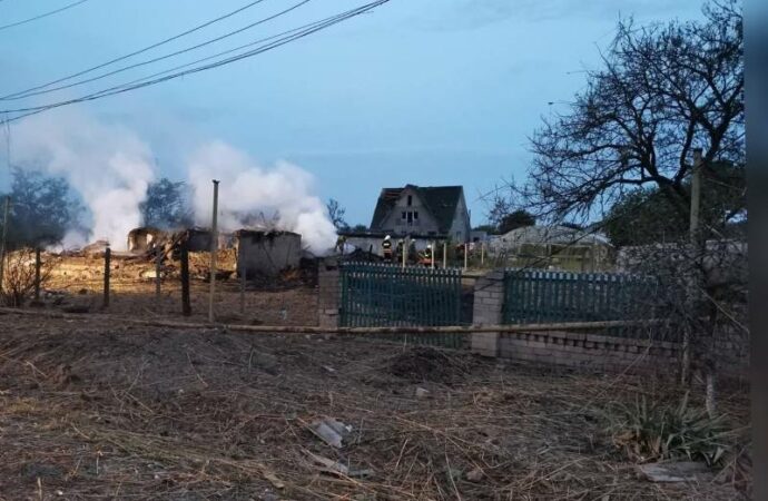 Последствия ракетного удара в Одесском районе6