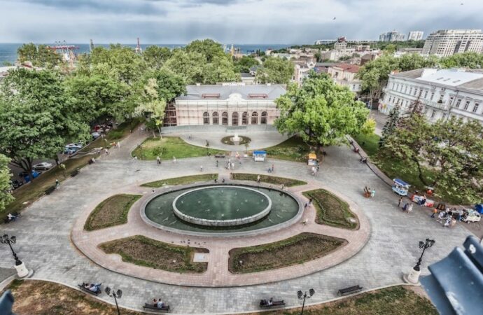 Архитектурные тайны Одессы: кто проектировал Театральную площадь и сад?