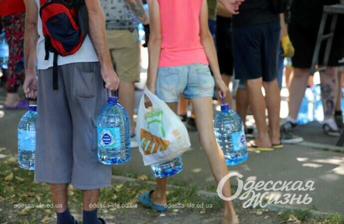 Николаев, подвоз воды9