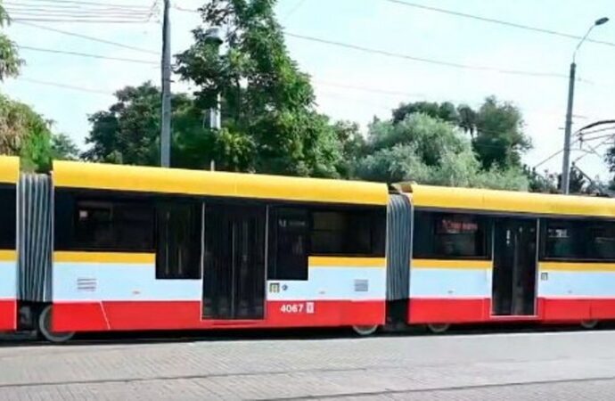 В Одесі запустили трамвай «Північ – Південь»: перелік зупинок (відео)