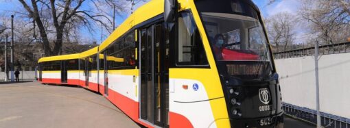 Одеський електротранспорт запрацював: трамваї та тролейбуси виходять на маршрути