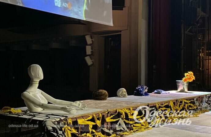 Премьера в Украинском театре3