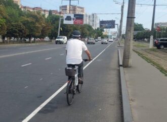 Велодоріжки в Одесі: їхати Люстдорфською дорогою стало ще комфортніше (фото)