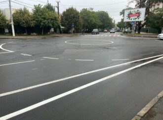 В Одессе внедрили круговое движение возле 7-й станции Люстдорфской дороги (фото)
