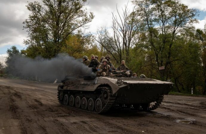 Війна в Україні, день 240: ворог готує «евакуацію» на Херсонщині, ЗСУ відбивають атаки