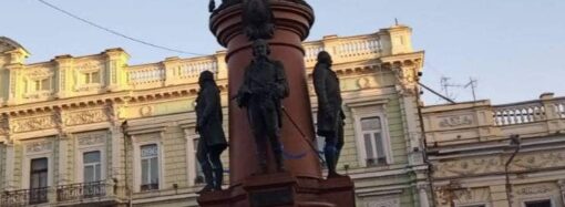 Снос памятника Екатерине ІІ: исполком одобрил, дело за депутатами горсовета