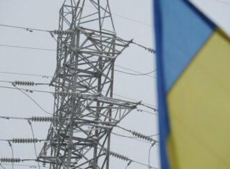 Україна знову почала продавати електроенергію за кордон