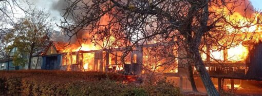 Сильна пожежа у Чорноморську: стали відомі подробиці