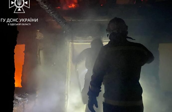 Пожар из-за свечи: в Малиновском районе Одессы погиб мужчина