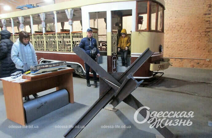 Раритеты одесского трамвайного депо на Молдаванке: они не только возили пассажиров (фото)